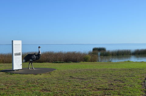 Meningie Walking And Cycling Trails - Darwin Tourism 2