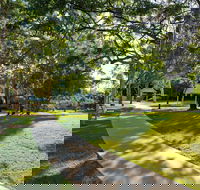Millennium Esplanade and Tannum Sands Beach - Darwin Tourism