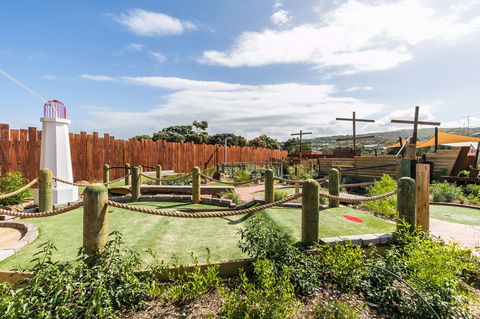 Great Ocean Road Mini Golf - Darwin Tourism 1