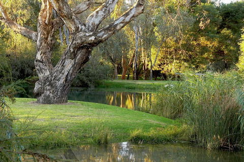 Gateway Island Parklands - Darwin Tourism 0