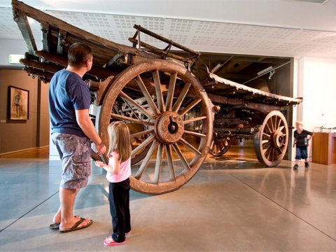 Western Plains Cultural Centre - Darwin Tourism 1