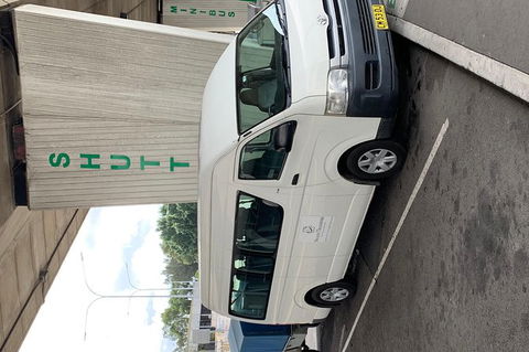 Swann Transfers - Mini Bus Chauffeur Services - Darwin Tourism 2