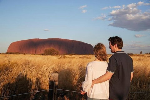 Sunset Australian Barbecue Dinner In Uluru - Darwin Tourism 3