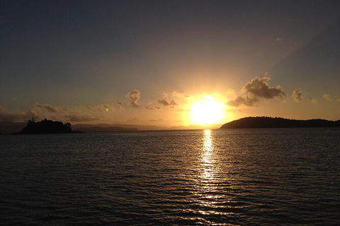 Sunset Sail In The Whitsundays - Darwin Tourism 4