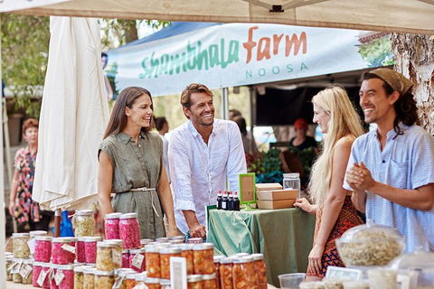 Sunshine Coast Eumundi Markets Return Minibus Transfer - Darwin Tourism 6