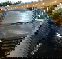 Private Transfer from Sunshine Coast Airport to Noosa for 1 to 7 people - Darwin Tourism