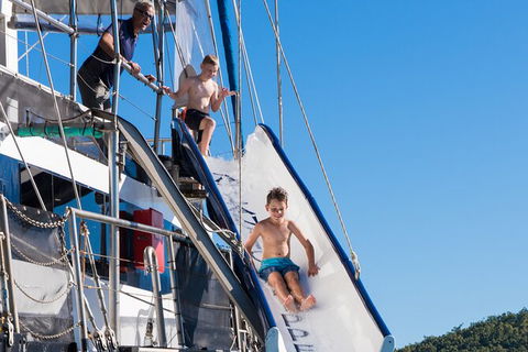 Day Sail The Whitsunday Islands On Atlantic Clipper From Airlie Beach - Darwin Tourism 7
