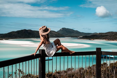 Day Sail The Whitsunday Islands On Atlantic Clipper From Airlie Beach - Darwin Tourism 10