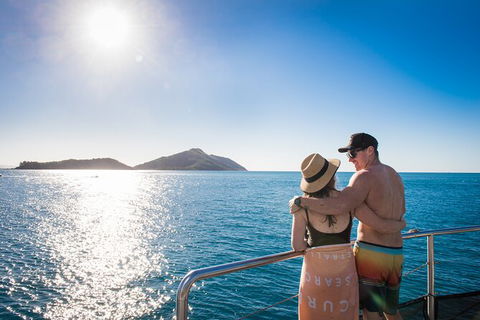 Day Sail The Whitsunday Islands On Atlantic Clipper From Airlie Beach - Darwin Tourism 5
