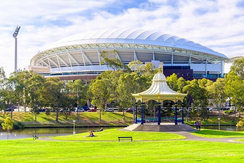 Adelaide Airport Transfers : Airport ADL To Adelaide City In Luxury Van - Darwin Tourism 8