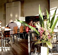 R Bar Restaurant Port Melbourne - Darwin Tourism