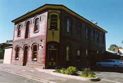 Earl Of Leicester Hotel - Darwin Tourism 0