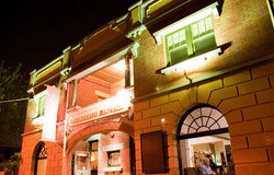 The Kingston Hotel - Darwin Tourism 0