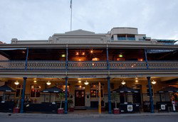 PJ O'Brien's Irish Pub - Darwin Tourism 0