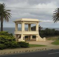 Sandringham Hotel