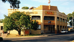 Royal Hotel Drouin - Darwin Tourism