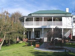 Robin Hood Hotel - Darwin Tourism 2