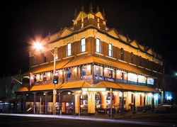 Willoughby Hotel - Darwin Tourism 0
