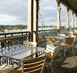 Balgownie Hotel - Darwin Tourism