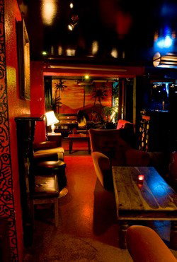 Cafe Lounge - Darwin Tourism 1