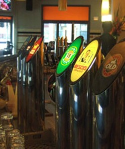 Chamberlain Hotel - Darwin Tourism 1