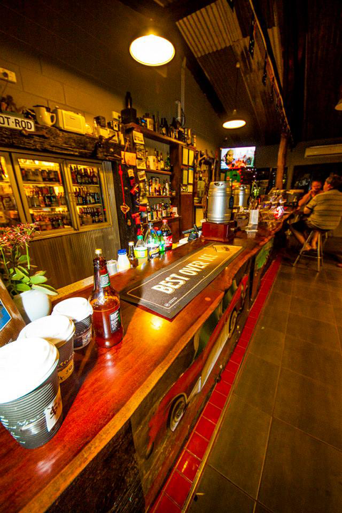 Emerald Springs Roadhouse - Darwin Tourism 4