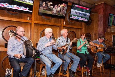 PJ Gallagher's Irish Pub Enfield - Darwin Tourism 1