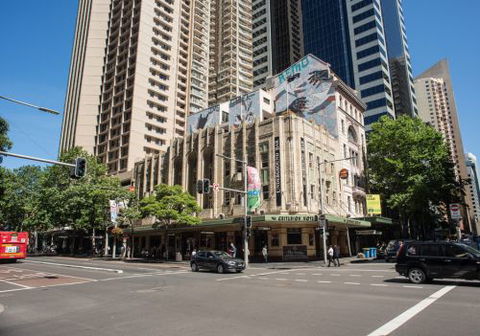 P.J. Gallagher's - Darwin Tourism 1