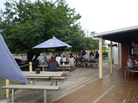 Maidenwell Hotel - Darwin Tourism 2