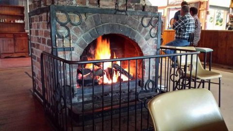 Maidenwell Hotel - Darwin Tourism 3