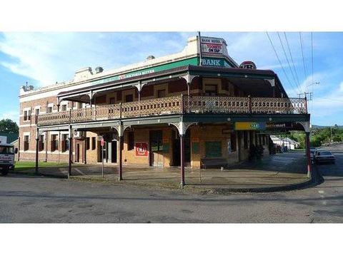 Bank Hotel Dungog - Darwin Tourism 0