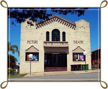 Bank Hotel Dungog - Darwin Tourism 1