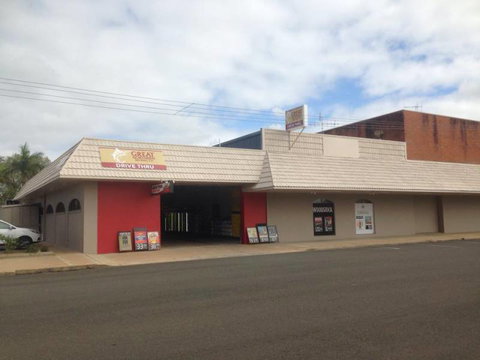East End Hotel - Darwin Tourism 0