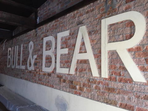 Bull & Bear - Darwin Tourism 3