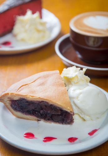Andy’s Cherry Pie Cafe - Darwin Tourism 1