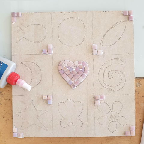 Intro To Mosaics Weekend With Leadlight By Ettore - Darwin Tourism 1