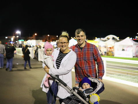 Gosford Night Markets - Darwin Tourism 2