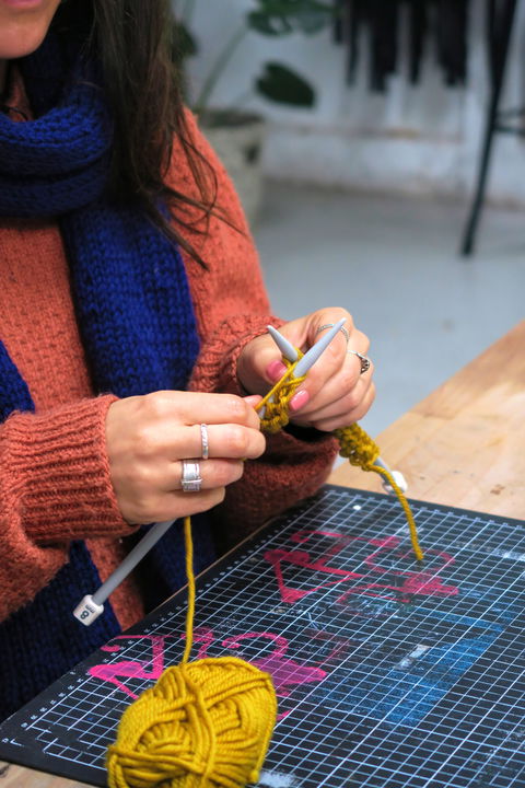 Knit & Sip! Make A Cosy Scarf - Darwin Tourism 0