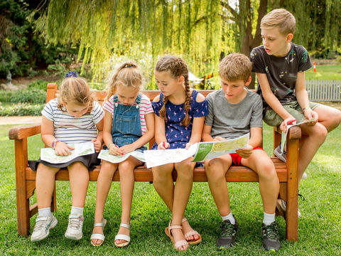 Mega Creatures At Hunter Valley Gardens - Postponed - Darwin Tourism 1