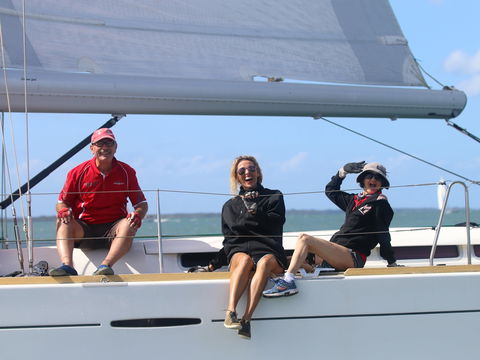 Sail Port Stephens - Darwin Tourism 1