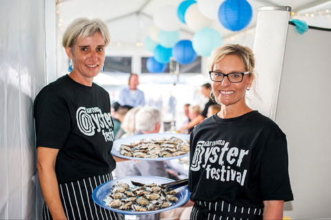 Narooma Oyster Festival - Darwin Tourism 0