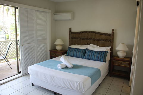 Beachfront Terraces - Darwin Tourism 3