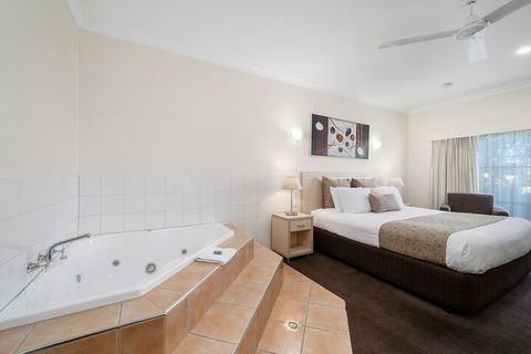 Heritage Motor Inn Corowa - Darwin Tourism 7