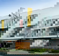 Mawson Lakes Hotel  Function Centre - Darwin Tourism