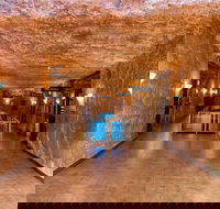 Desert Cave Hotel - Darwin Tourism