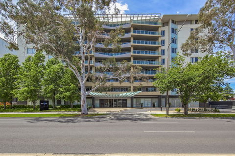 Pacific Suites Canberra - Darwin Tourism 2