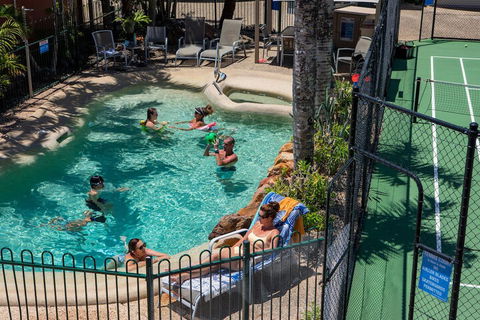 Coolum Beach Getaway Resort - Darwin Tourism 5