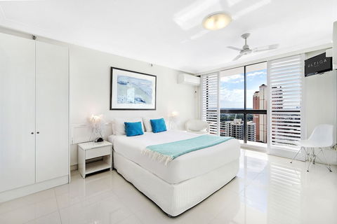 ULTIQA Beach Haven At Broadbeach - Darwin Tourism 5