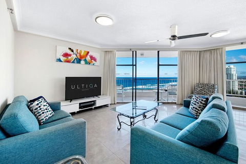 ULTIQA Beach Haven At Broadbeach - Darwin Tourism 1