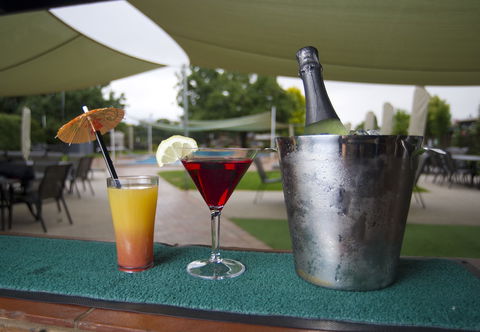 Alzburg Resort - Darwin Tourism 6